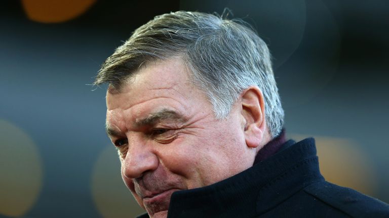 LONDON, ENGLAND - DECEMBER 20: West Ham manager Sam Allardyce during the Barclays Premier League match between West Ham United and Leicester City at Boleyn