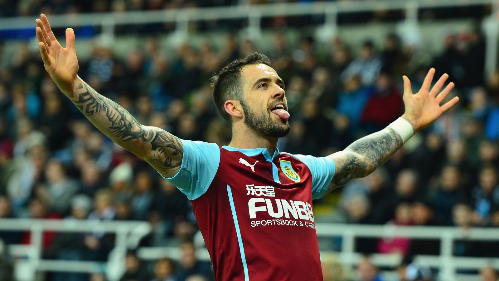 Danny Ings Sát Thủ Giàu Kinh Nghiệm - Bí Mật Thành Công Trên Hàng Công Danny Ings Sát Thủ Giàu Kinh Nghiệm - Bí Mật Thành Công Trên Hàng Công