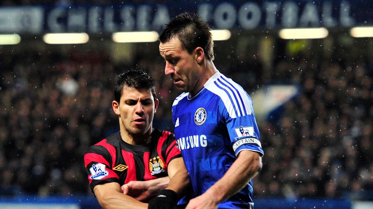 Chelsea's English defender John Terry (R) vies with Manchester City's Argentine striker Sergio Aguero (L) during their English Premier League match in 2011