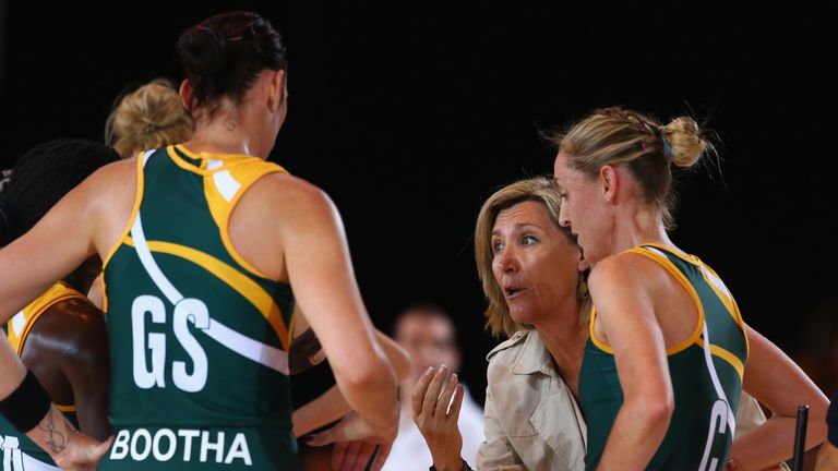 South Africa coach Elizabeth Kotze speaks to her players 