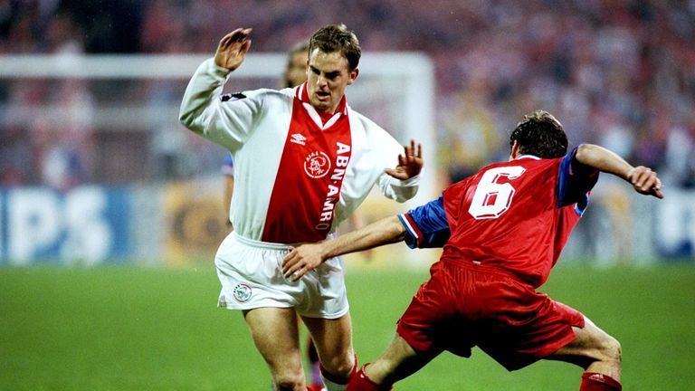1995:  Ronald de Boer (left) of Ajax is fouled by Christian Naulinger #6 of Bayern Munich during the European Cup semi-final at the Olympic Stadium in Muni