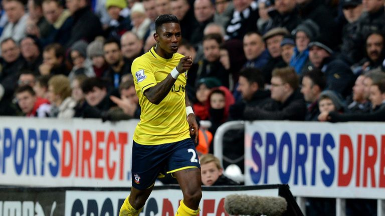 Eljero Elia of Southampton celebrates