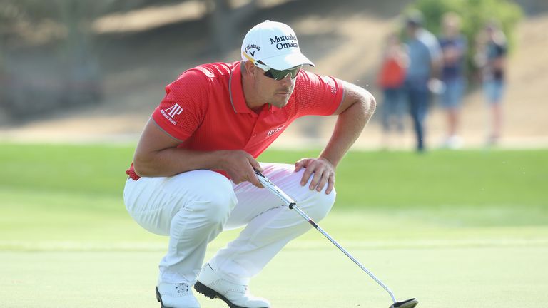 Sweden's Henrik Stenson looks set to miss the cut, despite an improved four-under 68 in the second round. 