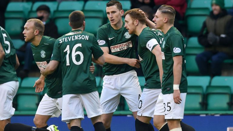 Hibernian players celebrate Paul Hanlon's early goal against Cowdenbeath at Easter Road