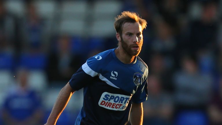 St Mirren have signed winger James Dayton from Oldham on loan until the end of the season