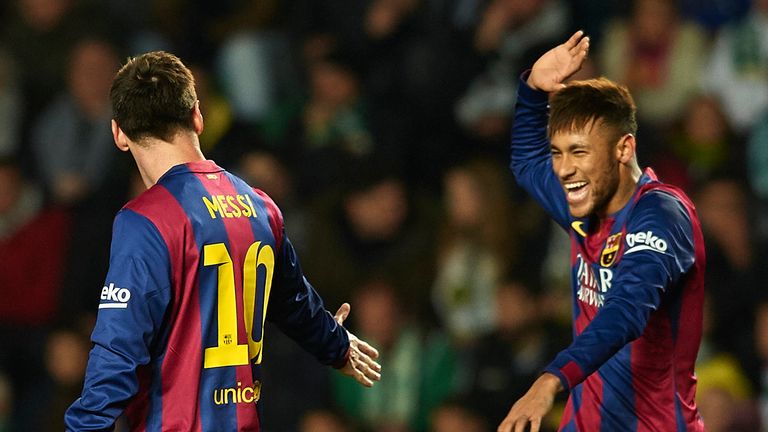 ELCHE, SPAIN - JANUARY 24:  Neymar JR of Barcelona celebrate scoring with his teammate Lionel Messi during the La Liga match between Elche FC and FC Barcel