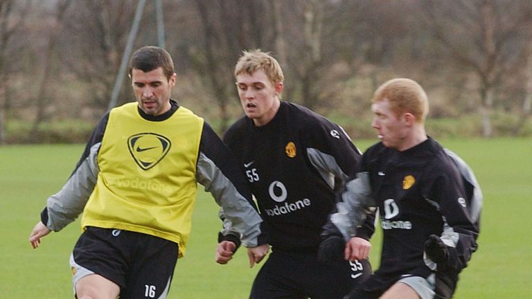  Roy Keane, Darren Fletcher and Paul Scholes in action during a Manchester United training session at Carrington on January 14, 2004