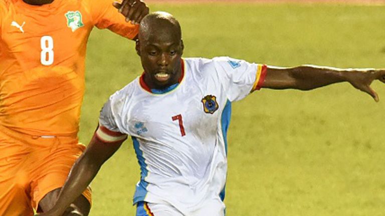 Youssouf Mulumbu was forced off in the first half against Cape Verde
