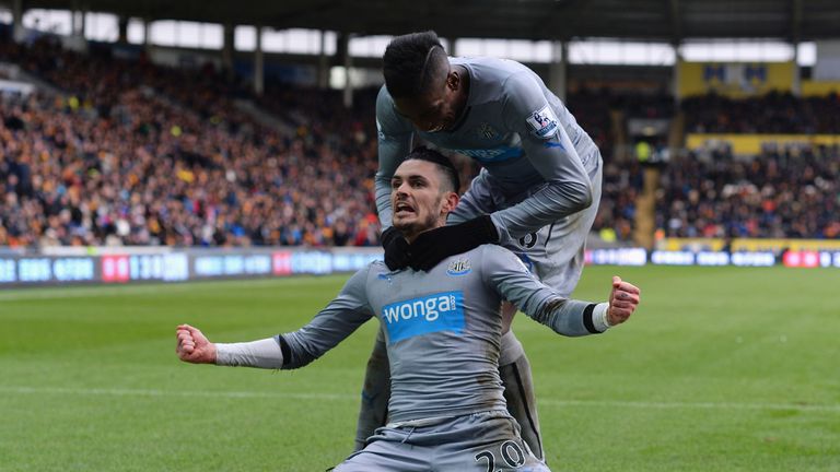 HULL, ENGLAND - JANUARY 31: Remy Cabella of Newcastle United celebrates scoring the opening goal during the Barclays Premier League match between Hull City