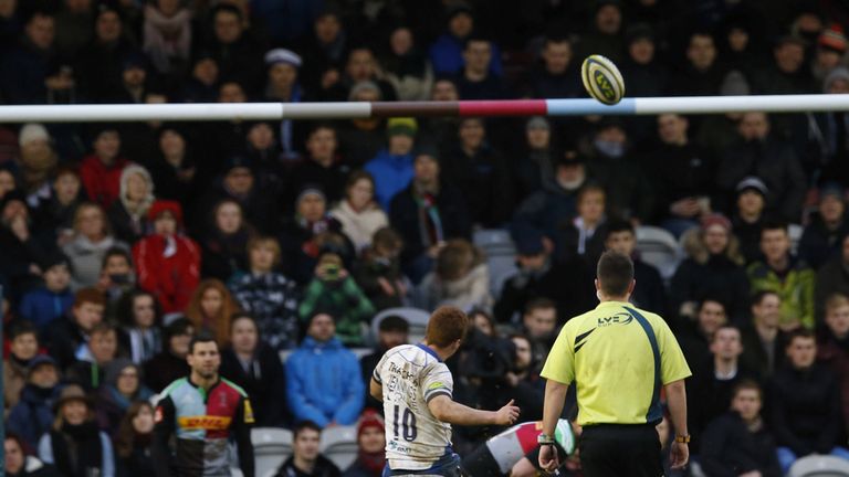  Rory Jennings of Bath kicks the winning penalty during the LV= Cup match between Harlequins and Bath Rugby