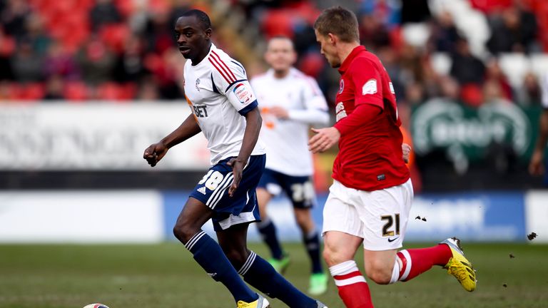 Sanmi Odelusi of Bolton advances with the ball during the npower Championship match between Charlton Athletic and Bolton 