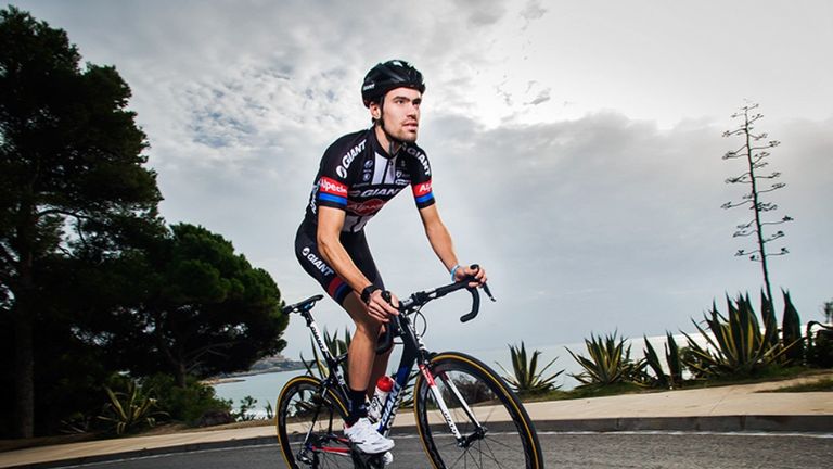 Tom Dumoulin shows off Giant-Alpecin's new design