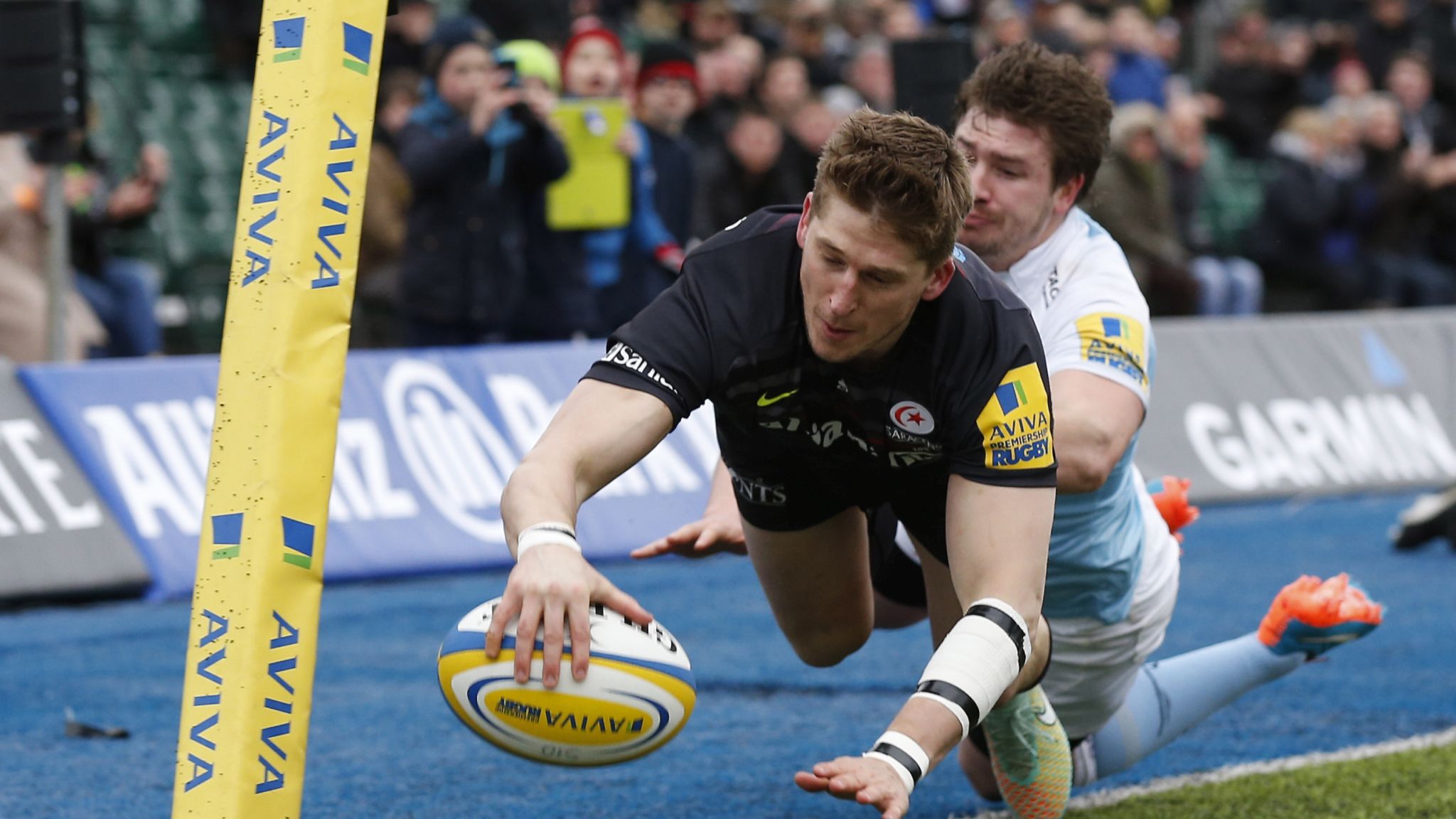 Dean Mumm and Kai Horstmann of Exeter Chiefs celebrate at the final News  Photo - Getty Images