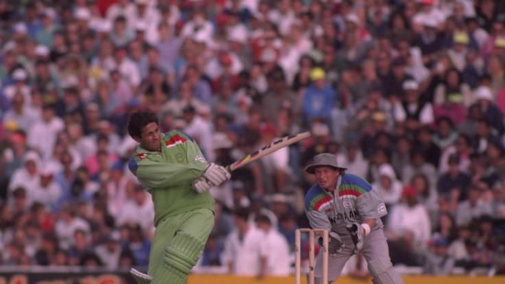 Mar 1992:  Inzamam ul-Haq of Pakistan in batting action during the semi-final of the Cricket World Cup between Pakistan and New Zealand at Eden Park in Auc
