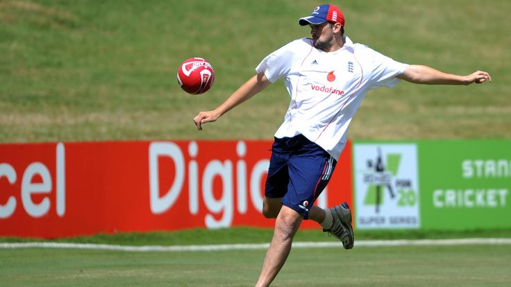 England's cricketer Steve Harmison kicks a football during a practice session at the Stanford Cricket Ground in St John's on October 31, 2008. Texan billio