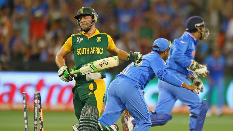 India celebrate the run out of South Africa AB de Villiers