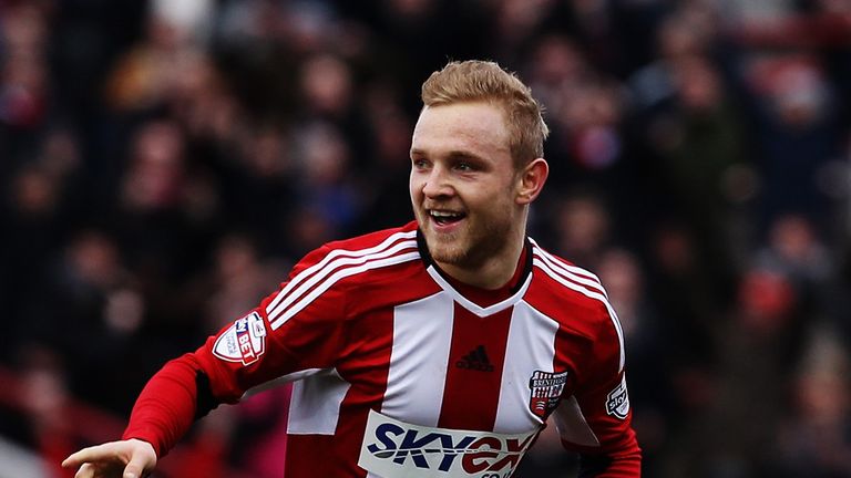 Alex Pritchard celebrates scoring his sides second goal 