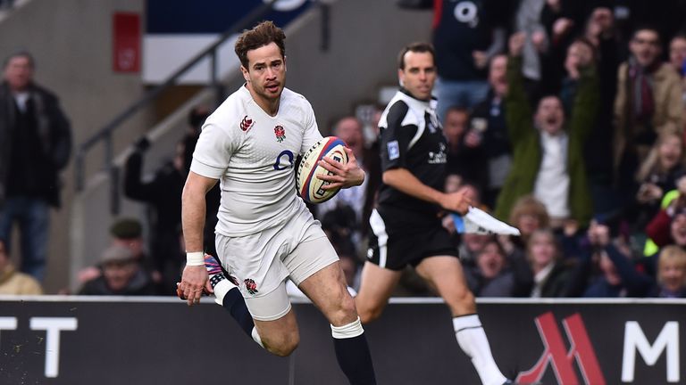 England's Danny Cipriani runs in to score a try