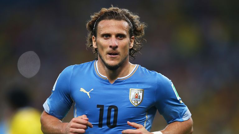 RIO DE JANEIRO, BRAZIL - JUNE 28:  Diego Forlan of Uruguay looks on during the 2014 FIFA World Cup Brazil round of 16 match between Colombia and Uruguay at