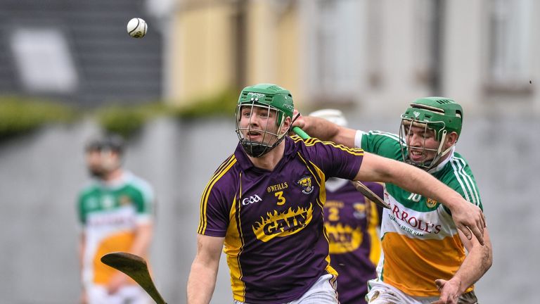 Matthew O'Hanlon Wexford in action against Joe Bergin Offaly