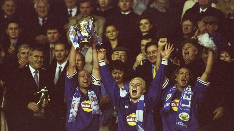 27 Feb 2000:  Matt Elliott captain of Leicester City lifts the cup after the Worthington Cup Final victory against Tranmere Rovers played at Wembley Stadiu