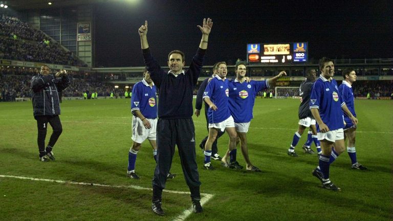 2 Feb 2000:  Manager Martin O''Neill celebrates after Leicester win's 1-0 during the Leicester City v Aston Villa Worthington Cup semi-final second leg at 