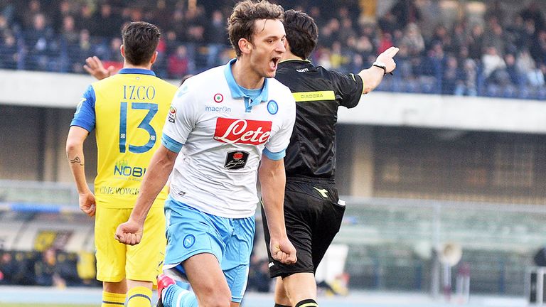 Manolo Gabbiadini celebrates as Napoli beat Chievo