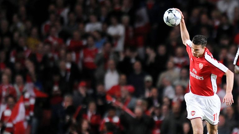 Arsenal's Dutch striker Robin Van Persie shows his disappointment during their UEFA Champions League semi final 2nd leg football match against Manchester U