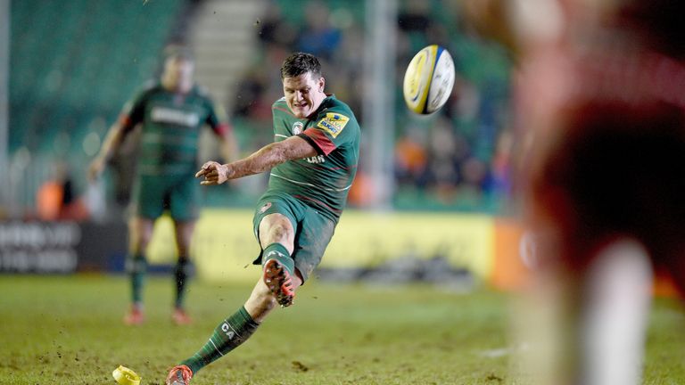 Freddie Burns Leicester Tigers kicks a penalty against Gloucester