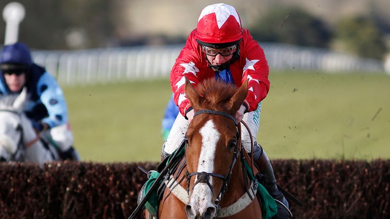 Jamie Moore riding Sire De Grugy