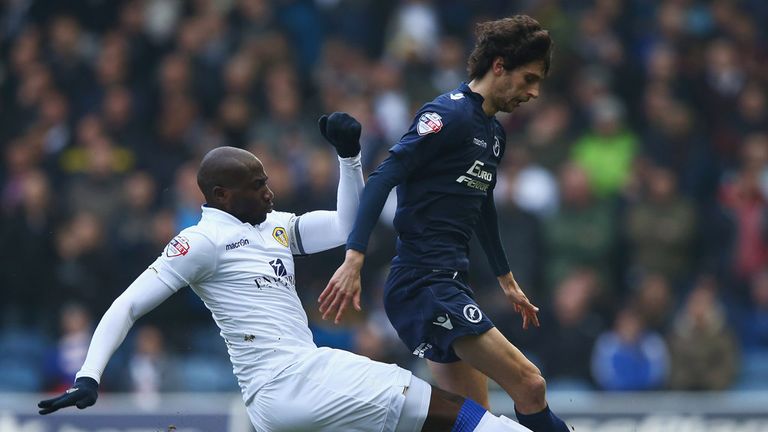 Souleman Bamba of Leeds tackles Diego Fabbrini of Millwall
