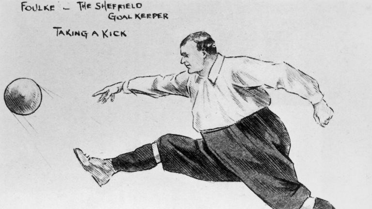 Sheffield goalkeeper Bill 'Fatty' Foulke takes a kick in the Cup Final against Southampton, 1902. (Photo by Hulton Archive/Getty Images)