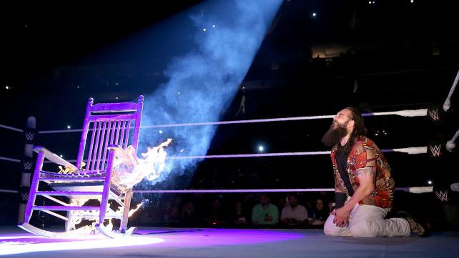 WWE Raw results: The Undertaker agrees to fight Bray Wyatt at WrestleMania  31 | Sky Sports, image size:1600x900