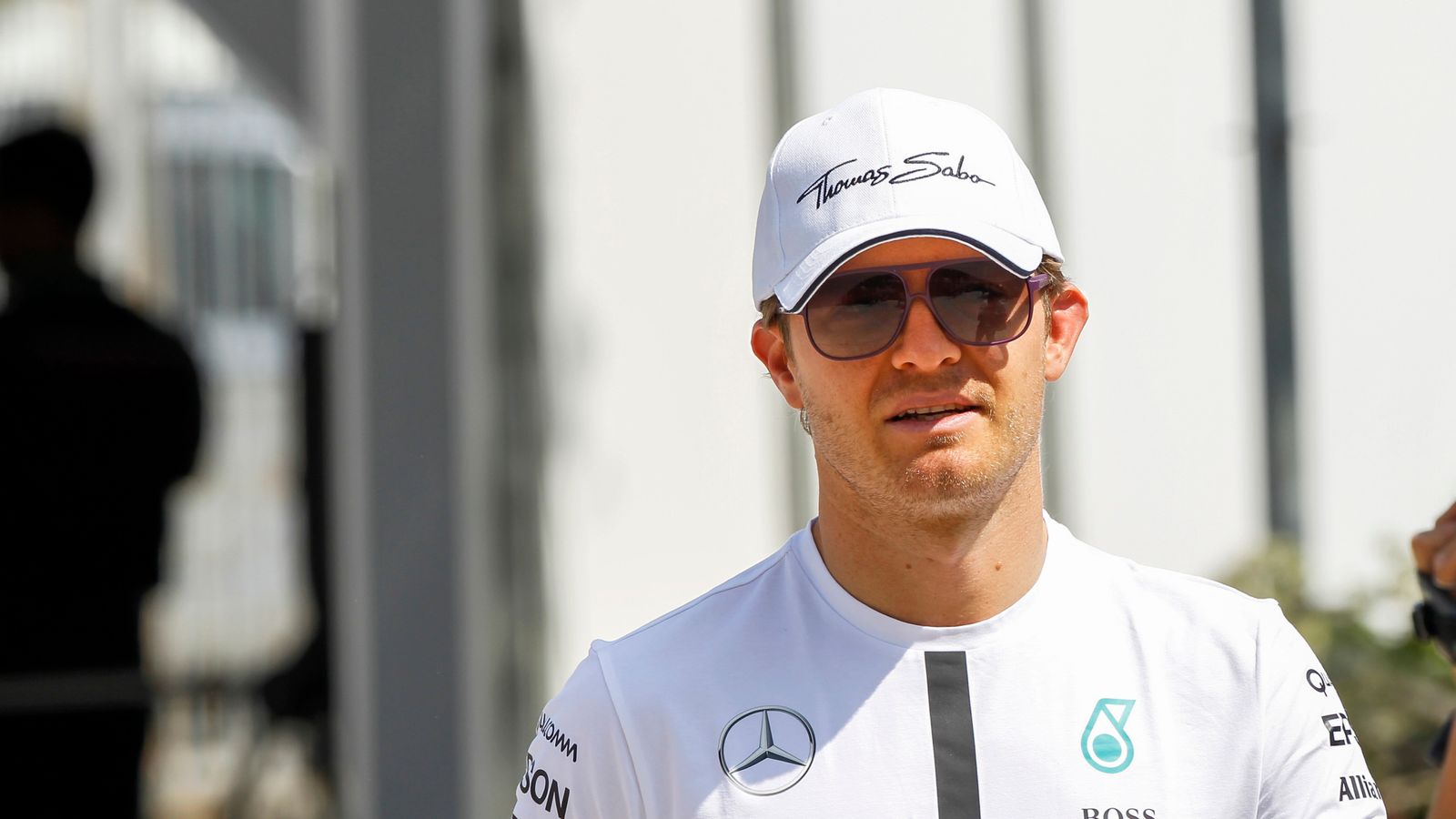 Nico Rosberg Reveals He Wears A Woman S Sanitary Towel On His Head F1 News