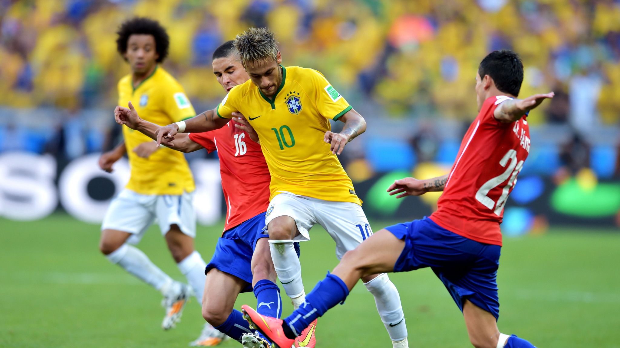Страна современного футбола. Бразилия Чили 2014. Неймар сборная Бразилии 2014. Современный футбол. Бразилия футбол Неймар.