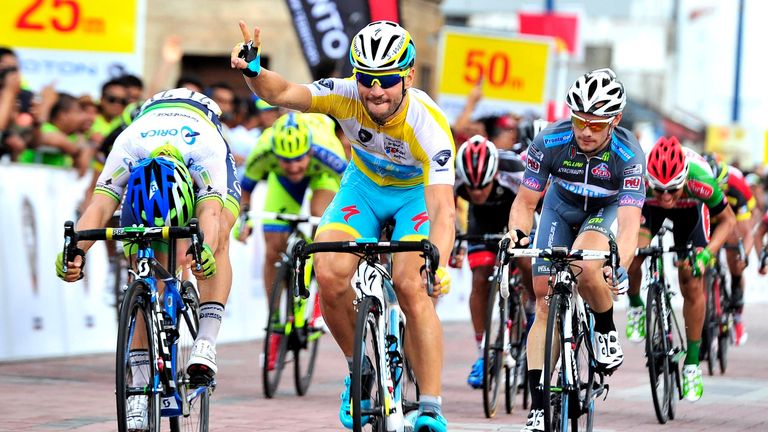 Andrea Guardini wins Stage 2 of the 2015 Tour of Langkawi from Caleb Ewen