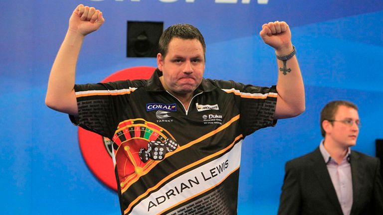 Adrian Lewis 2014 UK Open Credit: Lawrence Lustig, PDC