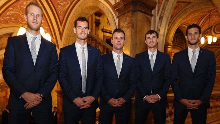 Dominic Inglot, Andy Murray, Leon Smith, Jamie Murray and James Ward ahead of the Davis Cup match between Great Britain and USA