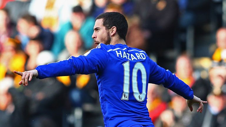  Eden Hazard of Chelsea celebrates as he scores their first goal against Hull