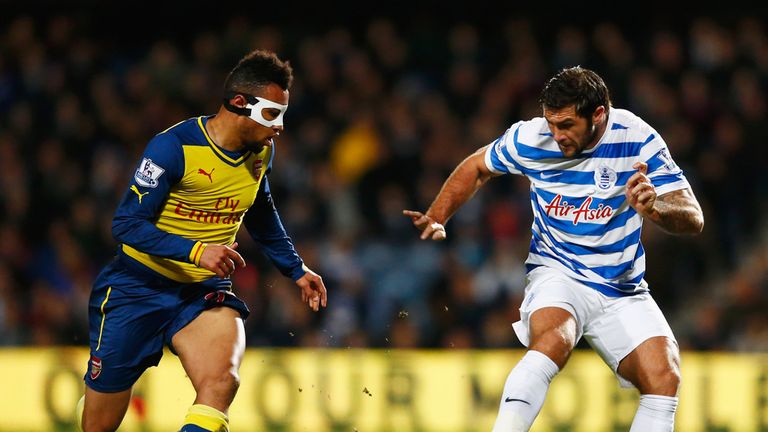 Francis Coquelin tracks Charlie Austin