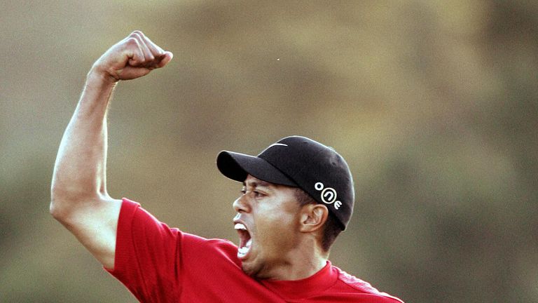 Tiger Woods of the US celebrates winning the 2005 Masters Golf Tournament Championship 10 April 2005 at the Augusta National Golf 