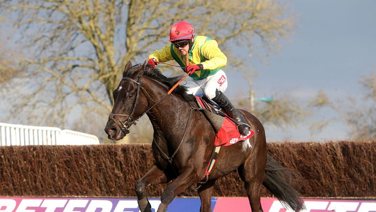 Goonyella ridden by Jonathan Burke