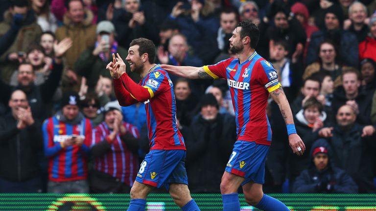 James McArthur goal celeb, Damien Delaney, Crystal Palace v QPR, Premier League