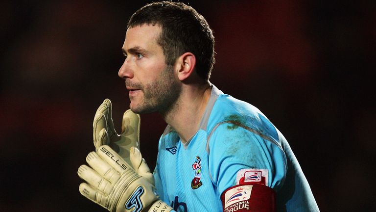 Southampton goalkeeper Kelvin Davis is back in the first team following an injury to Fraser Forster