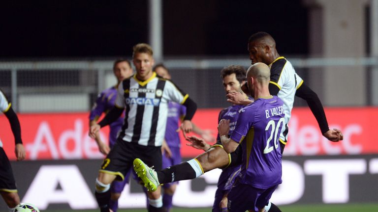 Molla Wague opens the scoring for Udinese 
