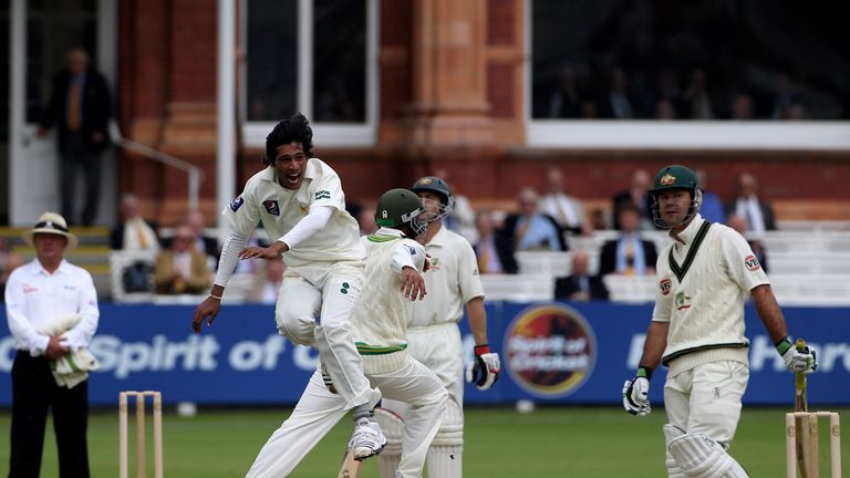 LONDON, ENGLAND - JULY 13: Mohammad Aamer of Pakistan celebrates taking the wicket of Ricky Ponting of Australia during the 1st Test match between Australi