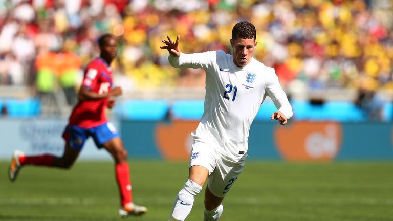 Ross Barkley of England controls the ball during the 2014 FIFA World Cup Brazil Group D match between Costa Rica and England