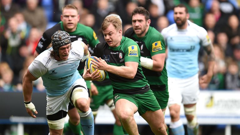 Scott Steele: Races clear to score London Irish's second try