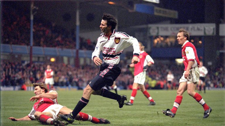 Ryan Giggs scores the winning goal for Manchester United against Arsenal in extra time during the FA Cup semi-final in 1999