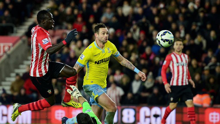 Sadio Mane scores the winner for Southampton